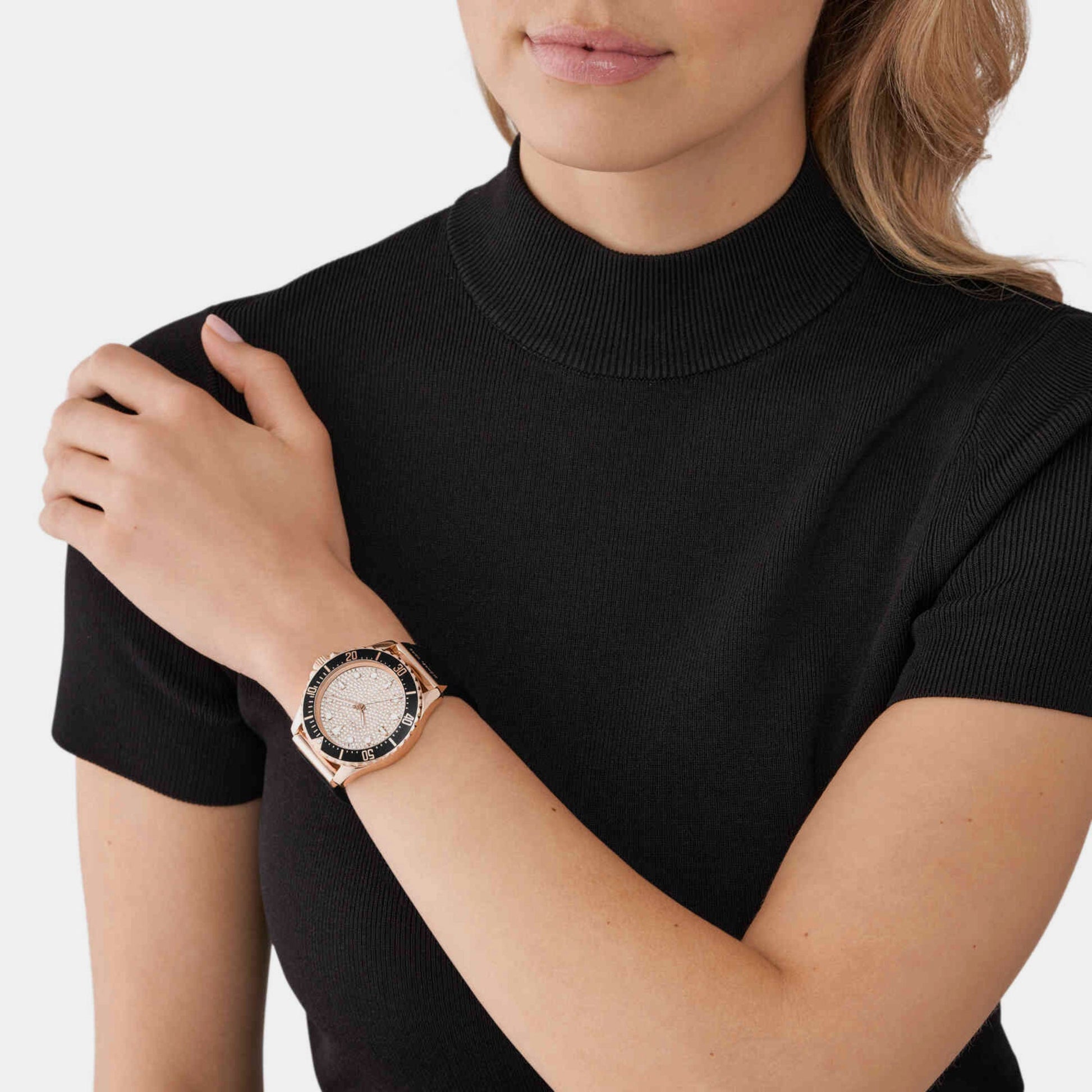 Everest Women Quartz Rose Gold Dial Analog Silicone Watch MK7358