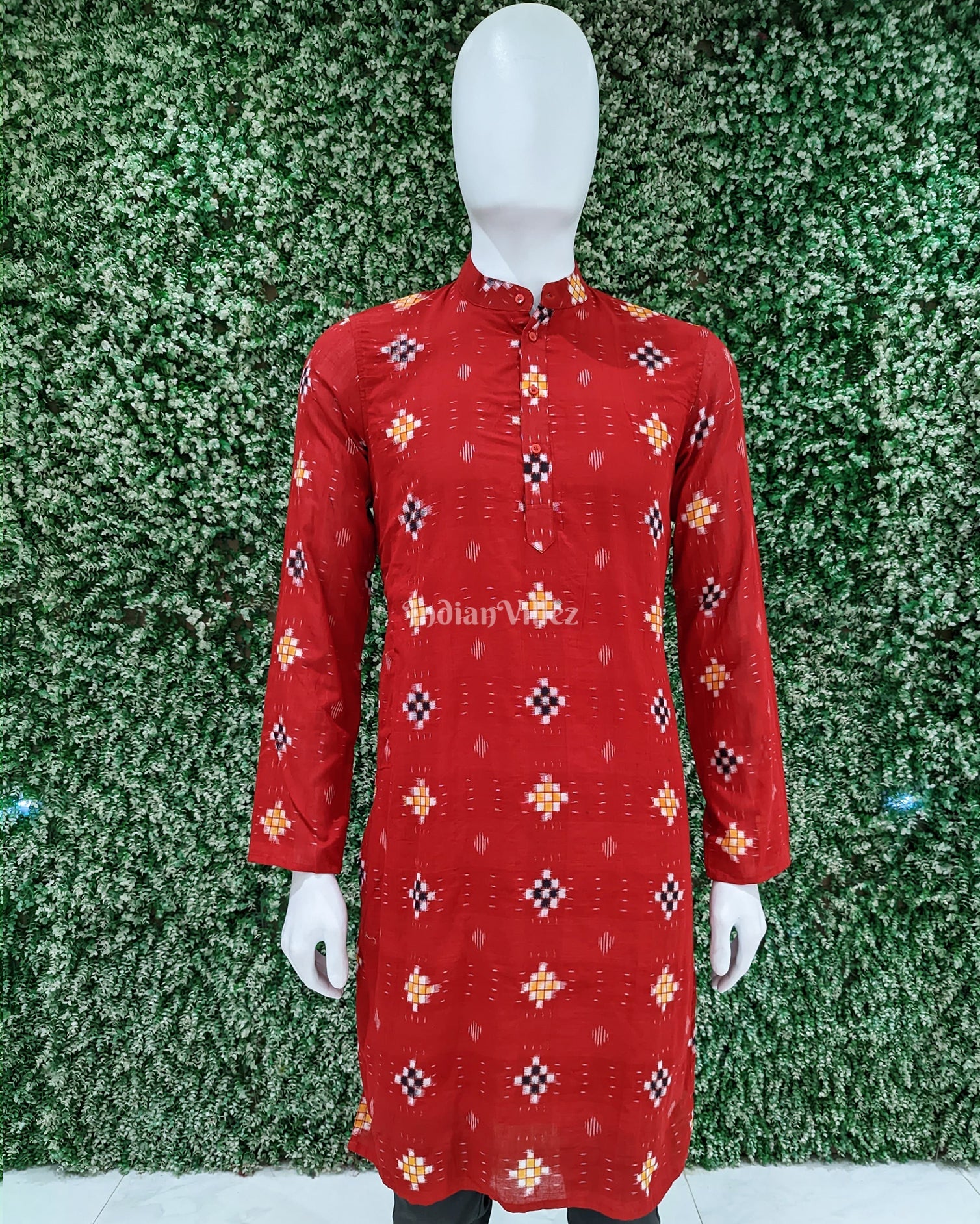 Red Pasapali Design Sambalpuri Ikat Cotton Kurta For Men