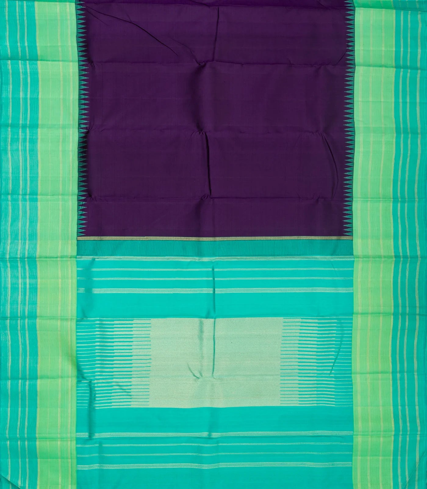 Magenta Handloom Kanchipuram Korvai Silk Saree With Aquamarine Border