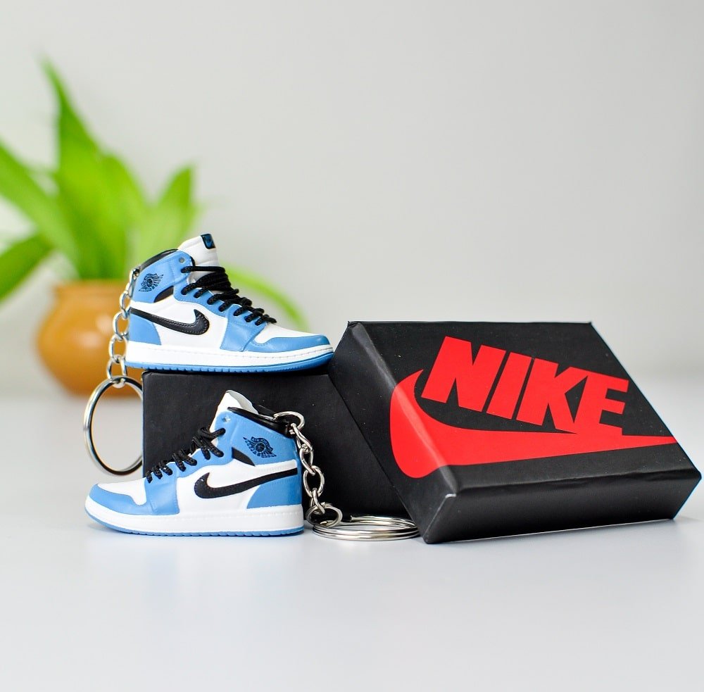 3D Sneaker Keychain With Box | Jordan keychain with box | Kicks Machine