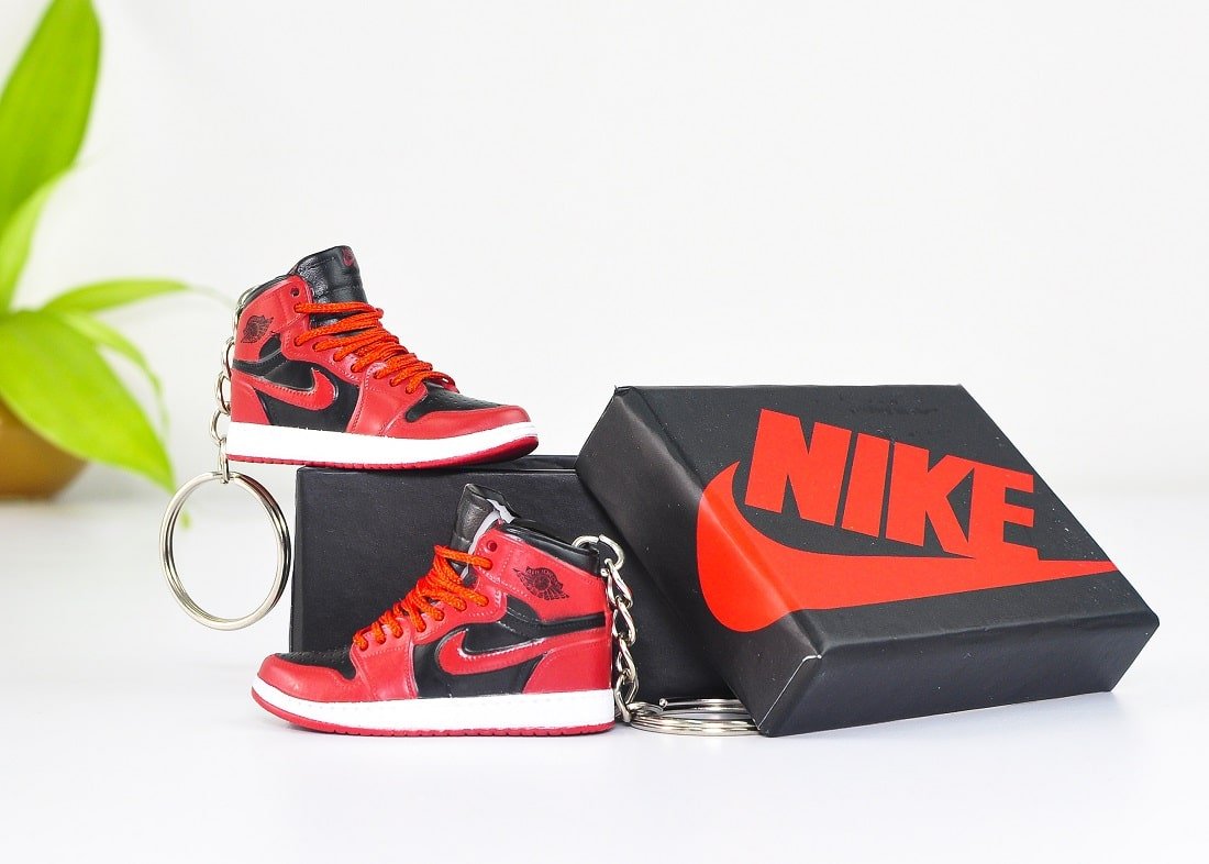 3D Sneaker Keychain With Box | Jordan keychain with box | Kicks Machine