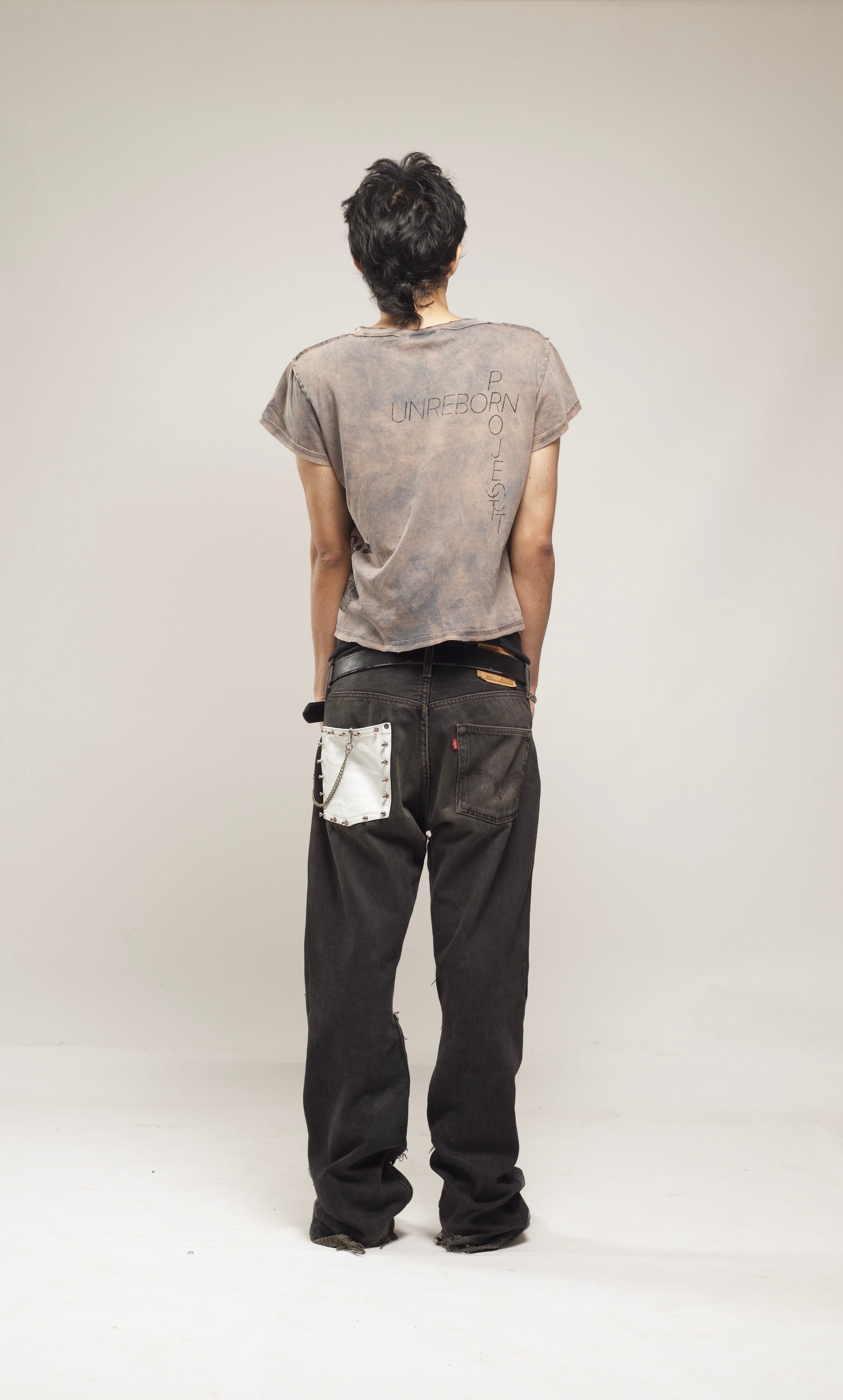 FERAL BRUTALITY T-SHIRT (FADED GREY)