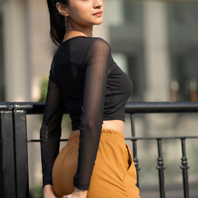 Keyhole Mesh Trim Knit Top
