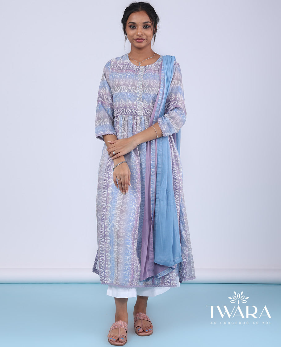 Twara multi-color readymade suit, intricate batik printed 3/4th sleeve round neck top & double-color lace border dupatta