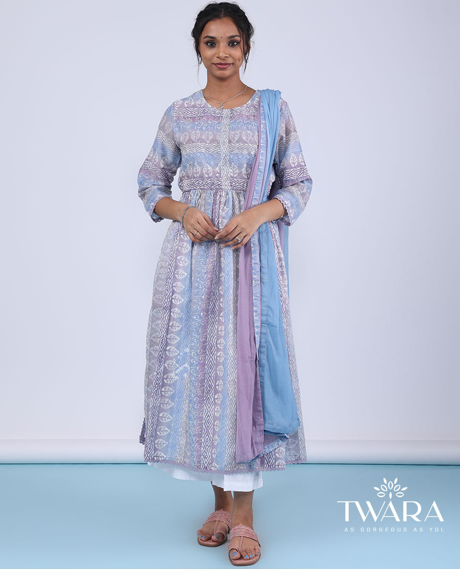 Twara multi-color readymade suit, intricate batik printed 3/4th sleeve round neck top & double-color lace border dupatta