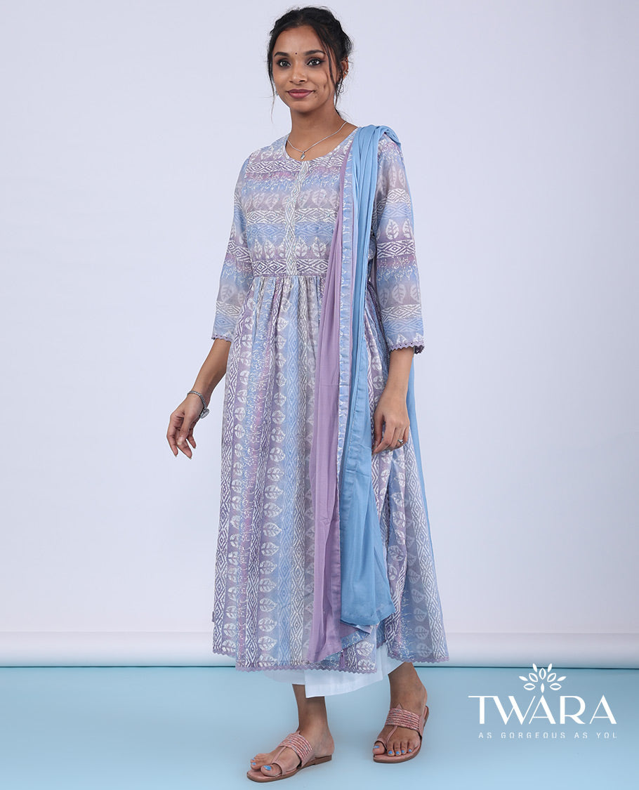 Twara multi-color readymade suit, intricate batik printed 3/4th sleeve round neck top & double-color lace border dupatta