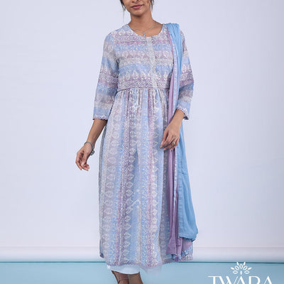 Twara multi-color readymade suit, intricate batik printed 3/4th sleeve round neck top & double-color lace border dupatta