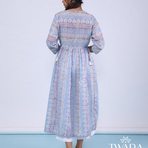 Twara multi-color readymade suit, intricate batik printed 3/4th sleeve round neck top & double-color lace border dupatta