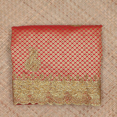 Red jacquard & stonework silksaree,zari & stone embroidery scallop cutwork border & pallu of big paisleys with stonework