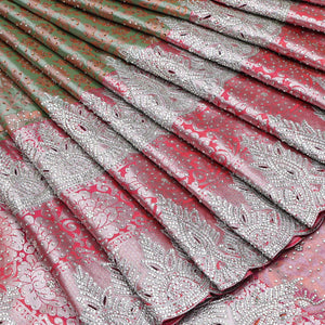 Green floral jacquard & stonework silksaree,contrast zari & stonework scallop border & intricate pallu,allover stonework