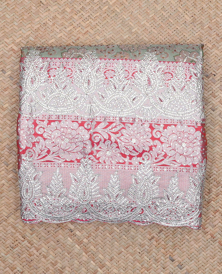 Green floral jacquard & stonework silksaree,contrast zari & stonework scallop border & intricate pallu,allover stonework