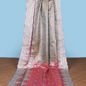 Green floral jacquard & stonework silksaree,contrast zari & stonework scallop border & intricate pallu,allover stonework