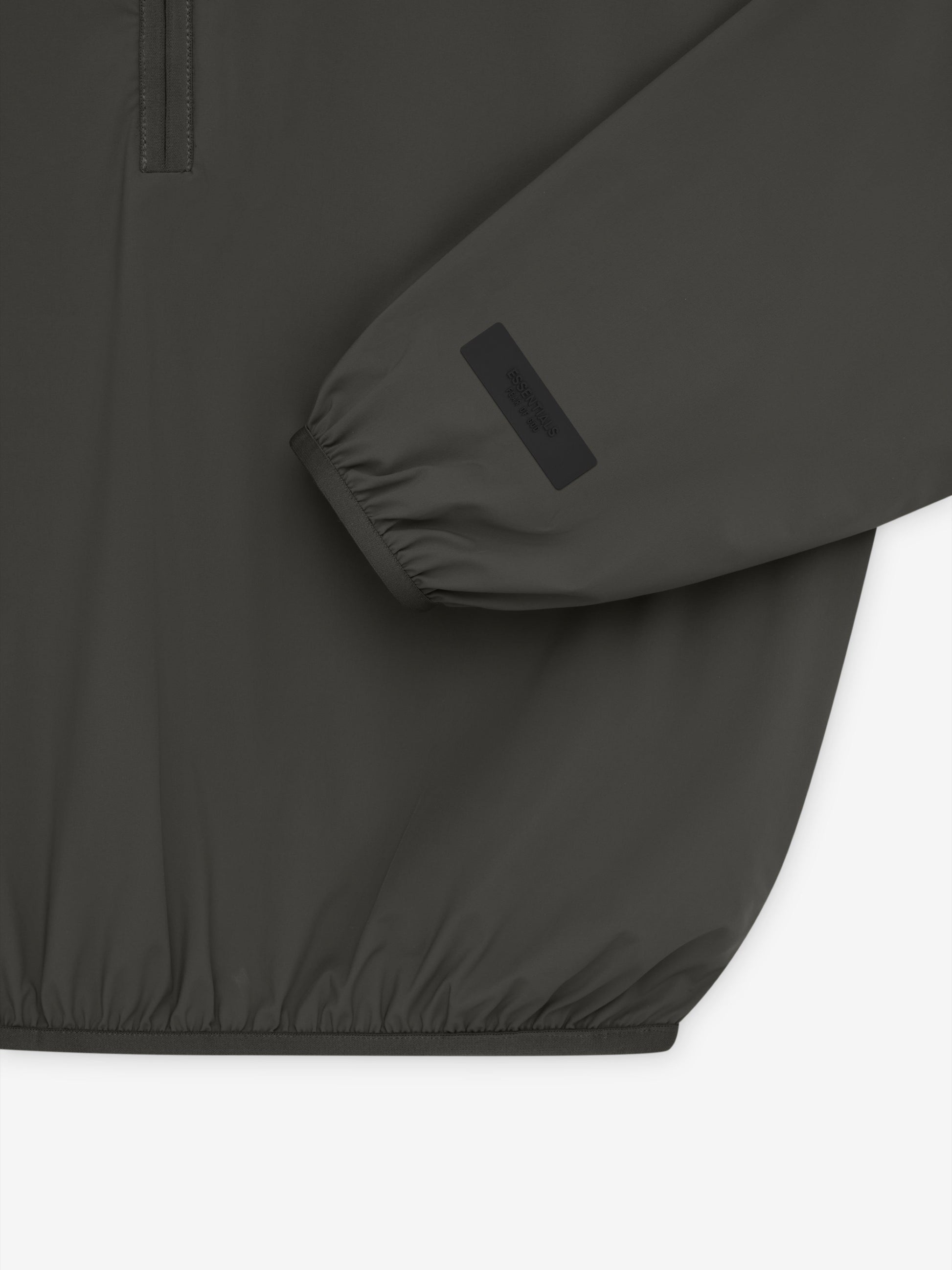 Nylon Halfzip Mockneck