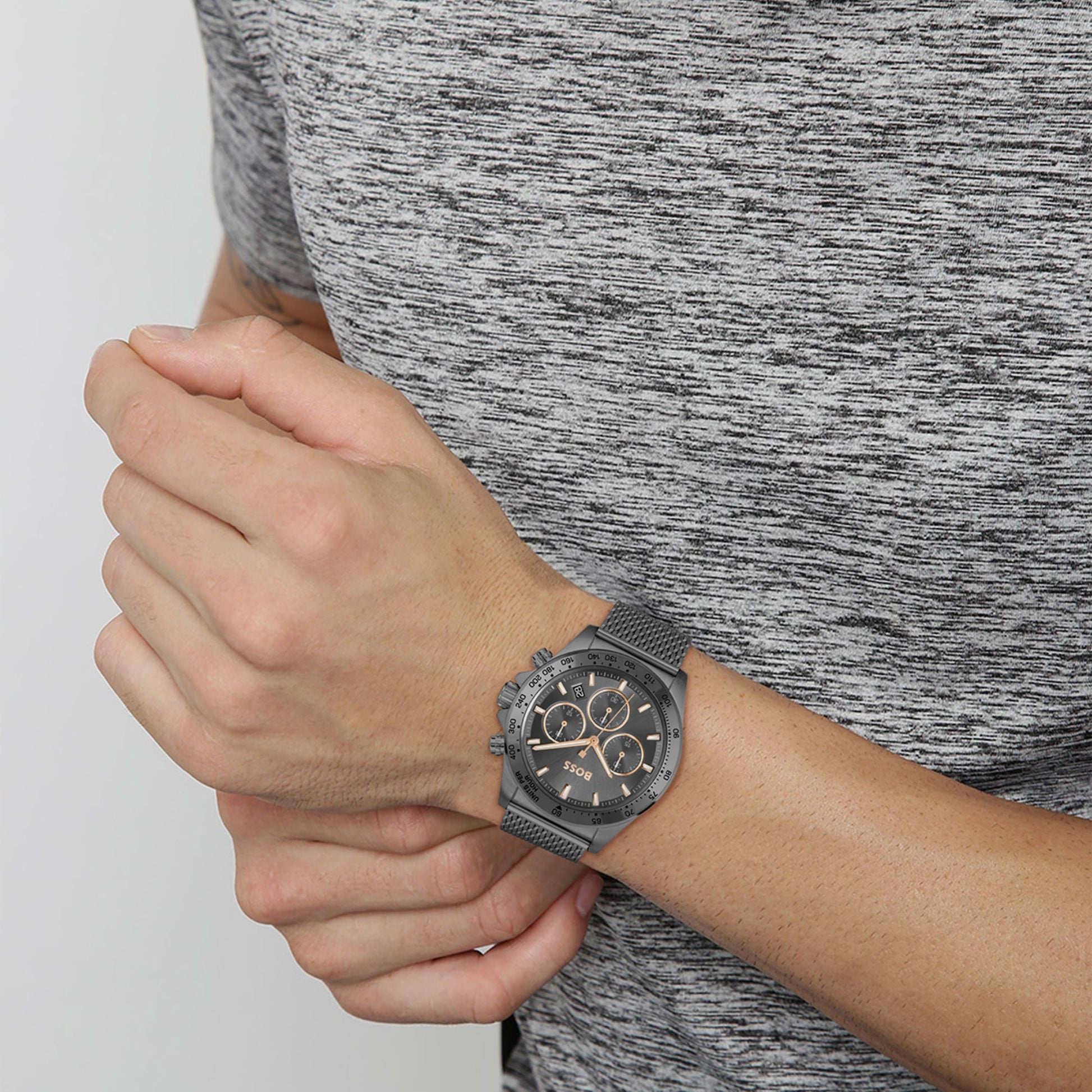 Hero Men Quartz Grey Dial Chronograph Mesh Watch 1514021