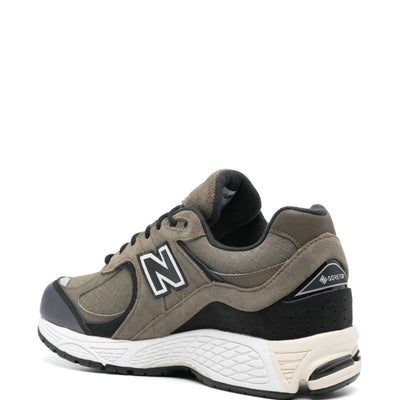 New Balance 2002R Sneakers