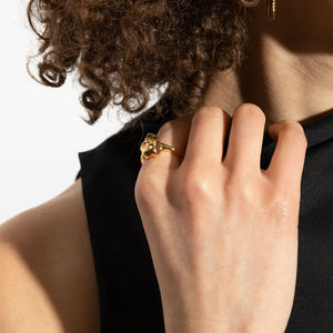 Alexander McQueen Skull ring