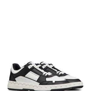 Valentino Garavani Low Top Freedots Sneaker In Calfskin