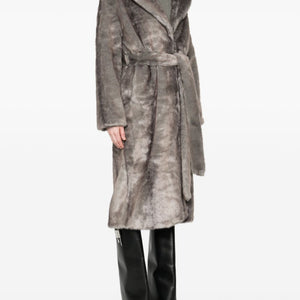 Thelaurent Faux fur coat