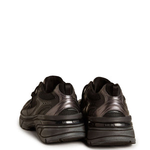 Golden Goose Women’s Lightstar with black leather Sneaker