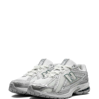 New Balance 1906R Sneakers