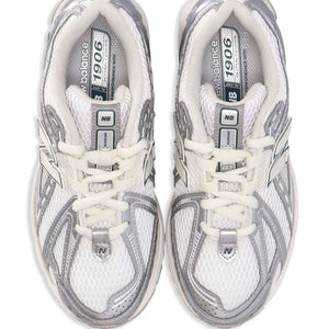 New Balance 1906 Sneakers