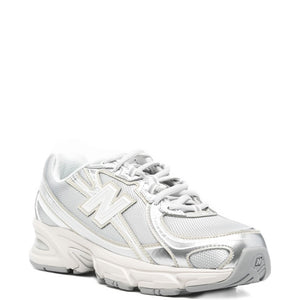 New Balance 740 Sneakers
