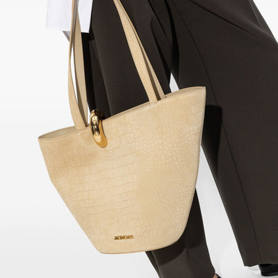 Jacquemus Le Bambola Moyen leather bucket bag