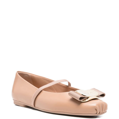 Ferragamo New Vara ballet flat