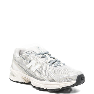 New Balance 740 Sneakers