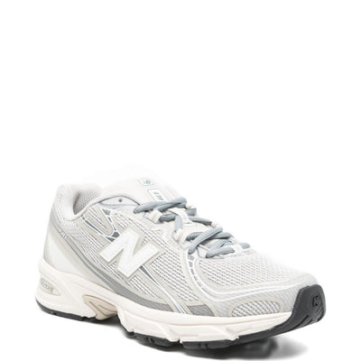New Balance 740 Sneakers