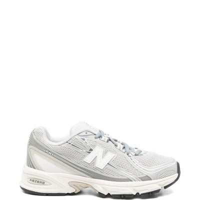 New Balance 740 Sneakers