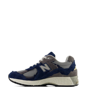 New Balance M2002D Shoes