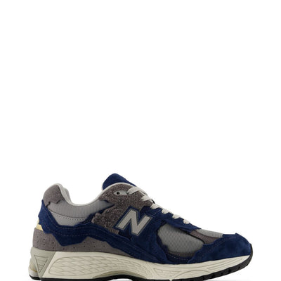 New Balance M2002D Shoes