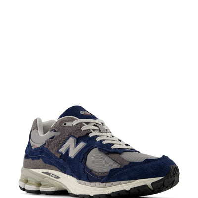 New Balance M2002D Shoes