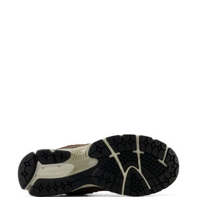 New Balance M2002D Shoes