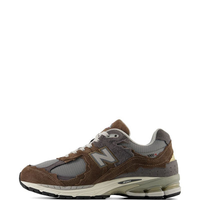 New Balance M2002D Shoes