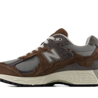 New Balance M2002D Shoes