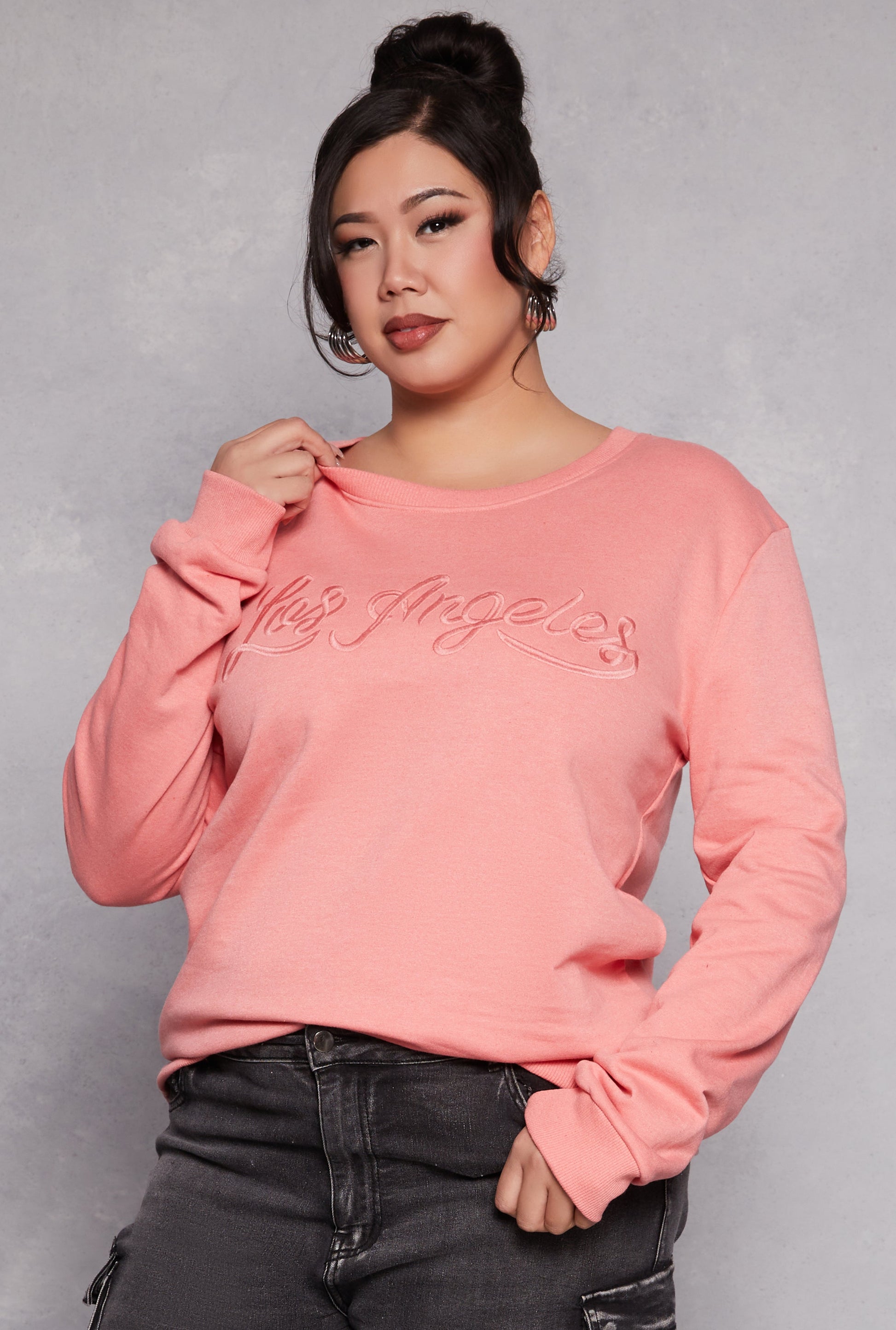Plus Size Los Angeles Pullover Sweatshirt
