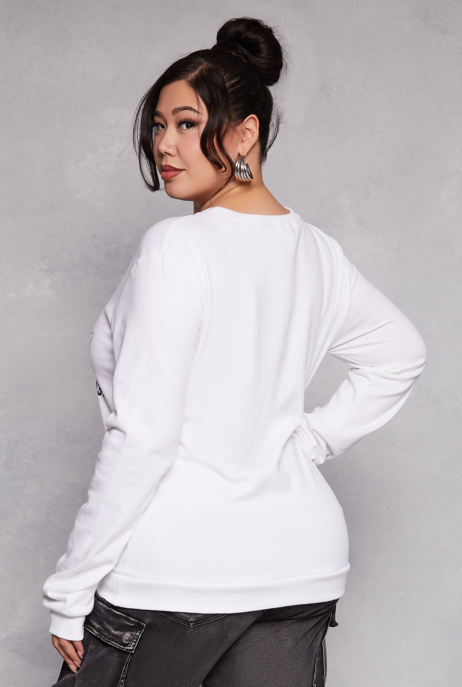 Plus Size California Graphic Pullover Sweatshirt