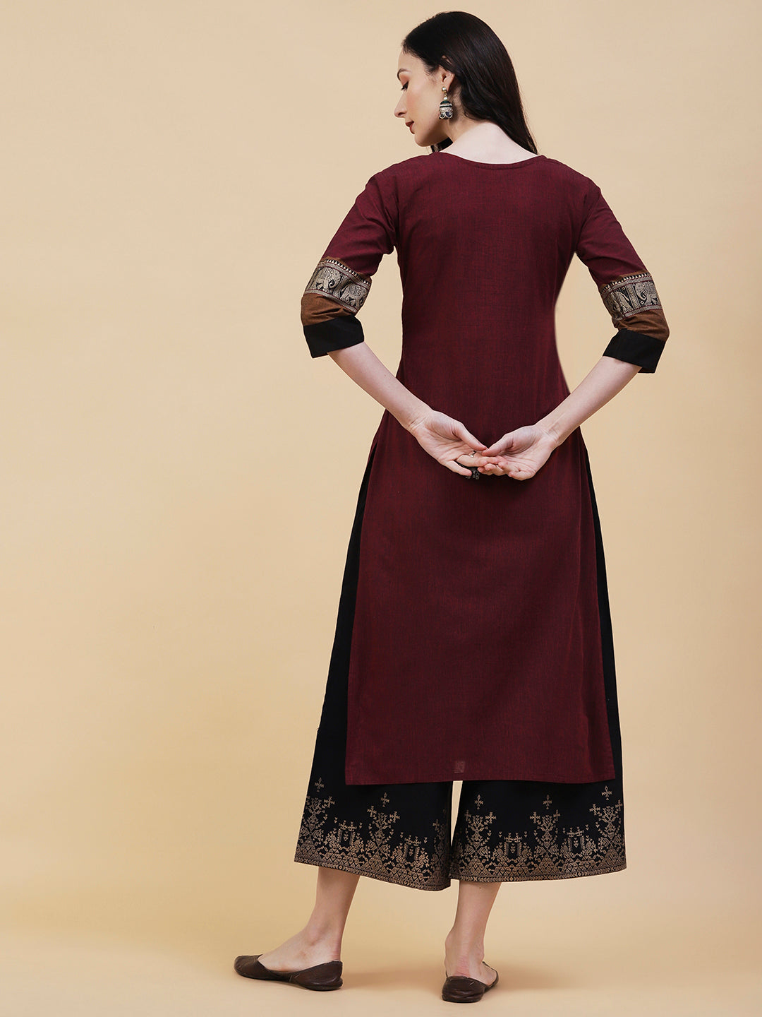 Solid Textured Resham & Sequins Embroidered Kurta - Maroon