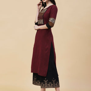 Solid Textured Resham & Sequins Embroidered Kurta - Maroon