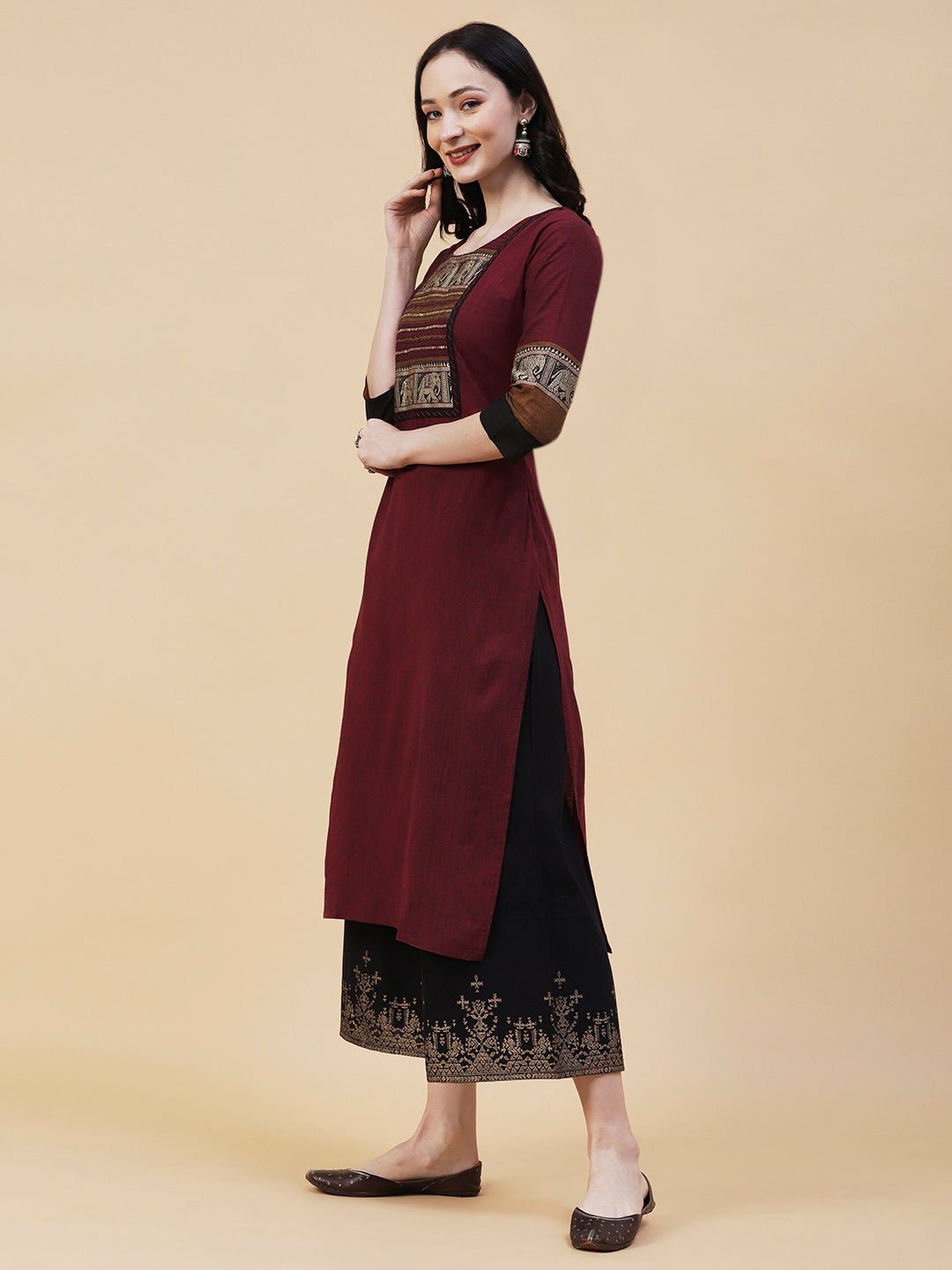 Solid Textured Resham & Sequins Embroidered Kurta - Maroon