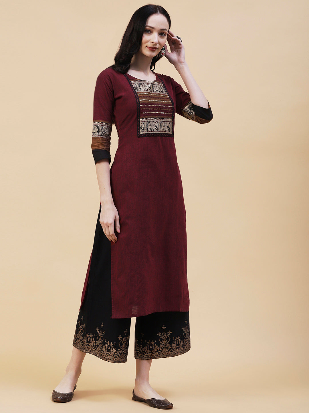 Solid Textured Resham & Sequins Embroidered Kurta - Maroon