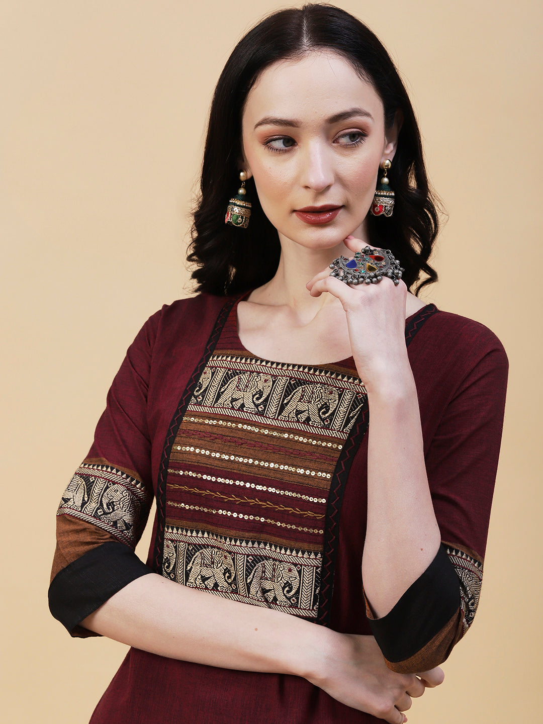 Solid Textured Resham & Sequins Embroidered Kurta - Maroon