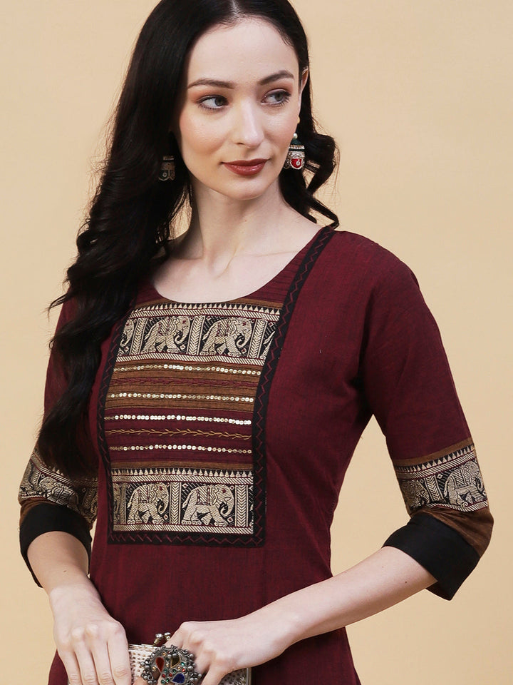 Solid Textured Resham & Sequins Embroidered Kurta - Maroon