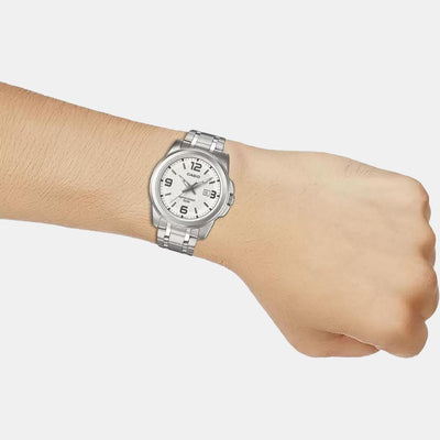 Enticer Men Quartz White Dial Analog Stainless Steel Watch A552
