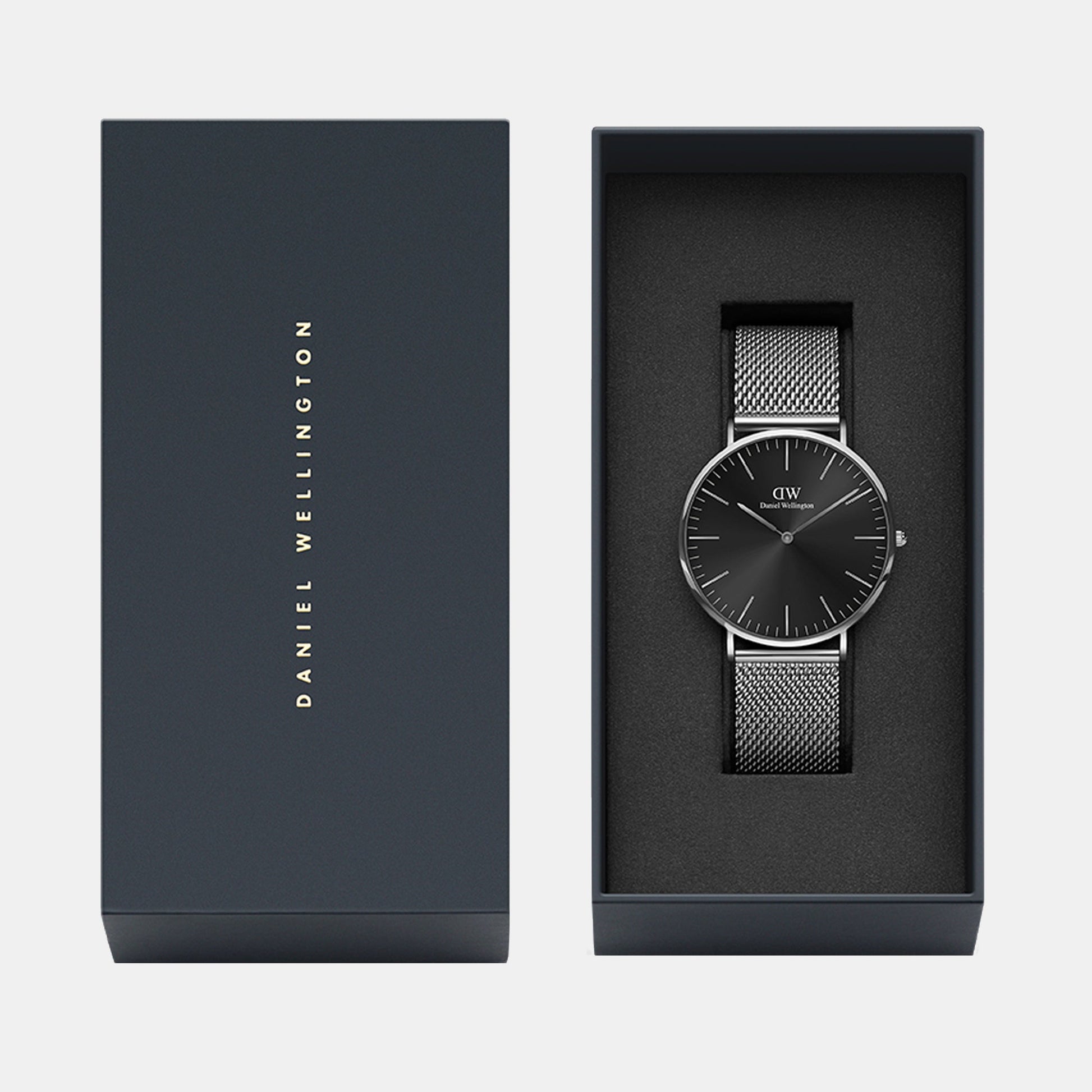 Classic Men Quartz Black Dial Analog Stainless Steel Watch DW00100629K