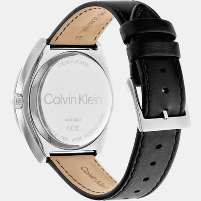 Casual Essentials Men Quartz Black Dial Analog Leather Watch 25200201