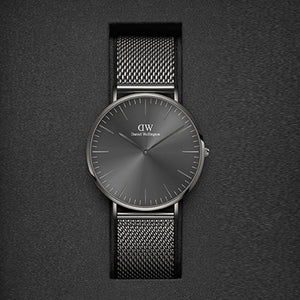 Classic Men Quartz Grey Dial Analog Stainless Steel Watch DW00100630K
