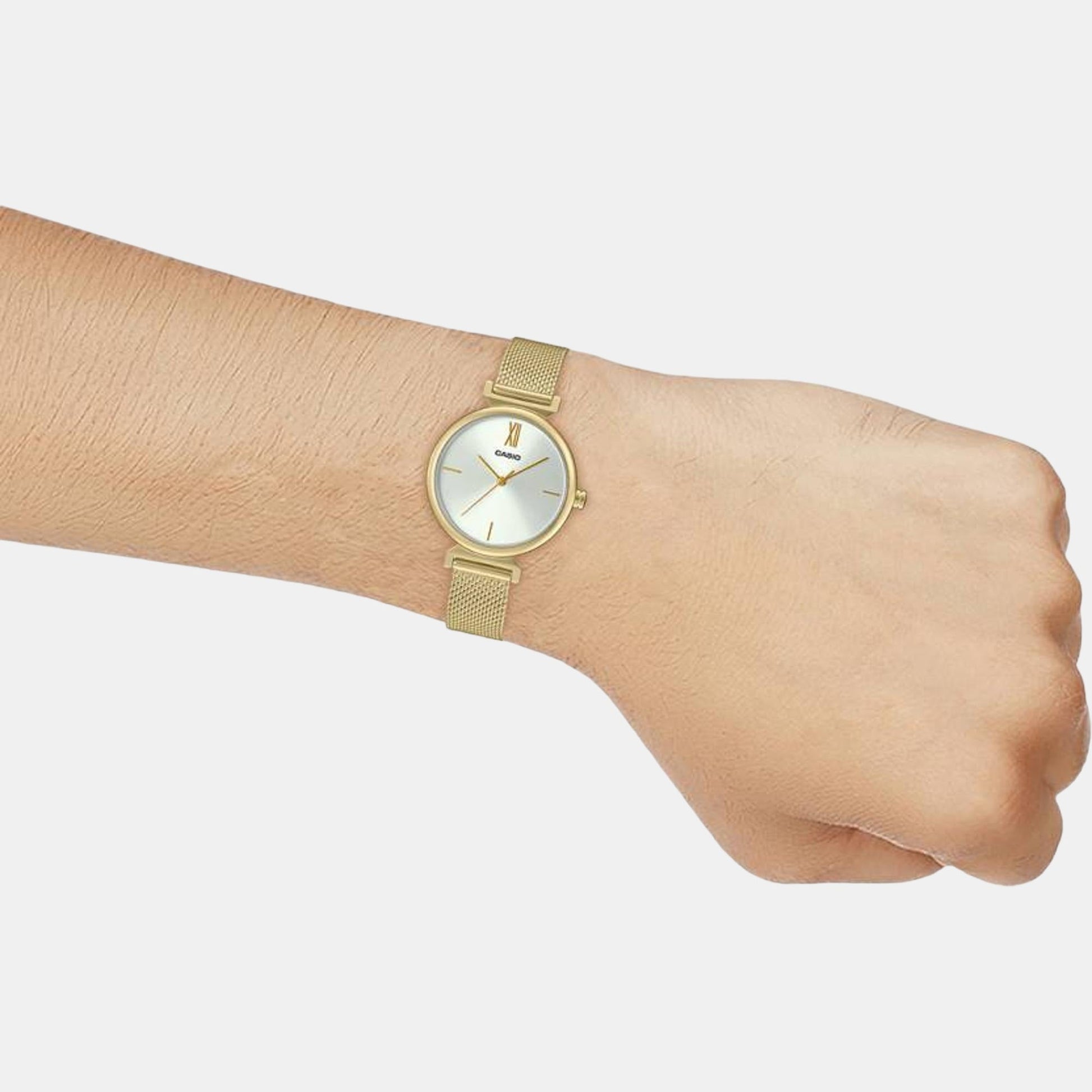 Enticer Women Quartz White Dial Analog Stainless Steel Watch A2127